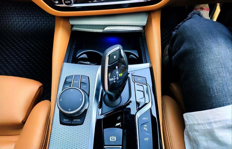 ขายรถเก๋งมือสอง-bmw-บีเอ็มดับบลิว-530i-รถปี2019-รหัส69253-1771344b.jpg ขายรถเก๋งมือสอง-bmw-บีเอ็มดับบลิว-530i-รถปี2019-รหัส69253-1771344b.jpg