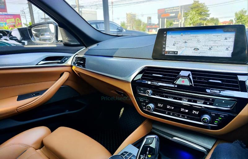 ขายรถเก๋งมือสอง-bmw-บีเอ็มดับบลิว-530i-รถปี2019-รหัส69253-3327069b.jpg ขายรถเก๋งมือสอง-bmw-บีเอ็มดับบลิว-530i-รถปี2019-รหัส69253-3327069b.jpg
