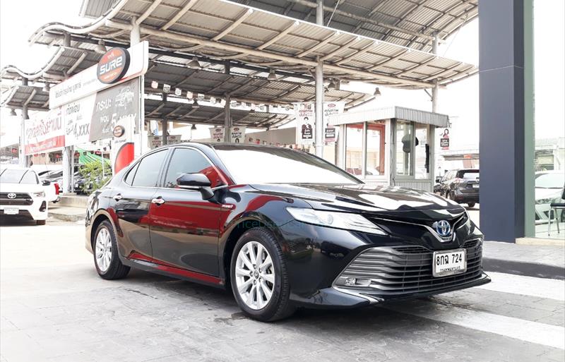 ขายรถเก๋งมือสอง-toyota-โตโยต้า-camry-คัมรี่-รถปี2018-รหัส69254-08026fbb.jpg ขายรถเก๋งมือสอง-toyota-โตโยต้า-camry-คัมรี่-รถปี2018-รหัส69254-08026fbb.jpg