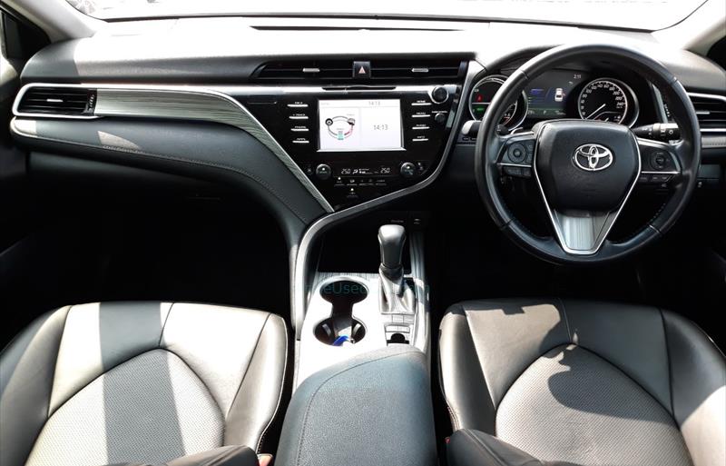 ขายรถเก๋งมือสอง-toyota-โตโยต้า-camry-คัมรี่-รถปี2018-รหัส69256-1c16a1f8.jpg ขายรถเก๋งมือสอง-toyota-โตโยต้า-camry-คัมรี่-รถปี2018-รหัส69256-1c16a1f8.jpg