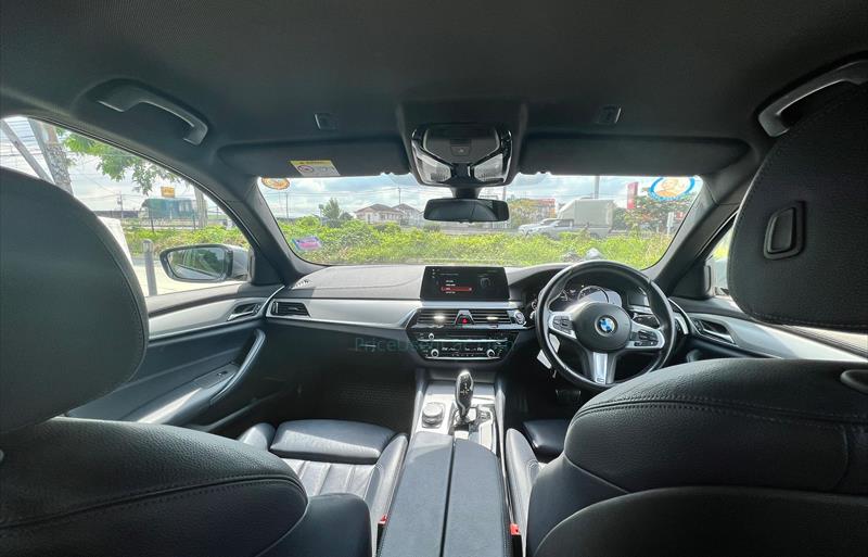 ขายรถเก๋งมือสอง-bmw-บีเอ็มดับบลิว-520d-ห้าสองศูนย์ดี-รถปี2018-รหัส69297-6b86e802.jpg ขายรถเก๋งมือสอง-bmw-บีเอ็มดับบลิว-520d-ห้าสองศูนย์ดี-รถปี2018-รหัส69297-6b86e802.jpg