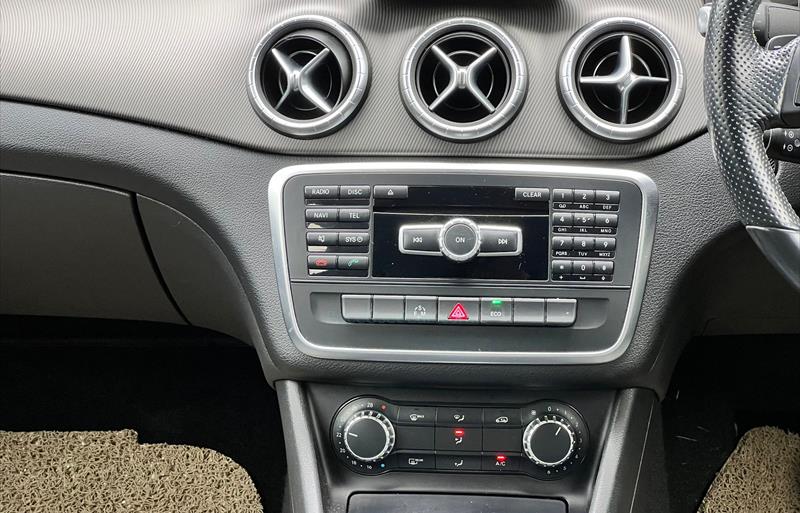 ขายรถเก๋งมือสอง-mercedes-benz-เมอร์เซเดสเบนซ์-cla180-รถปี2014-รหัส69319-9fc64a3e.jpg ขายรถเก๋งมือสอง-mercedes-benz-เมอร์เซเดสเบนซ์-cla180-รถปี2014-รหัส69319-9fc64a3e.jpg