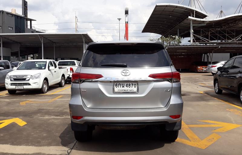 ขายรถ-suv-มือสอง-toyota-โตโยต้า-fortuner-ฟอร์จูนเนอร์-รถปี2017-รหัส69344-52604e73.jpg ขายรถ-suv-มือสอง-toyota-โตโยต้า-fortuner-ฟอร์จูนเนอร์-รถปี2017-รหัส69344-52604e73.jpg