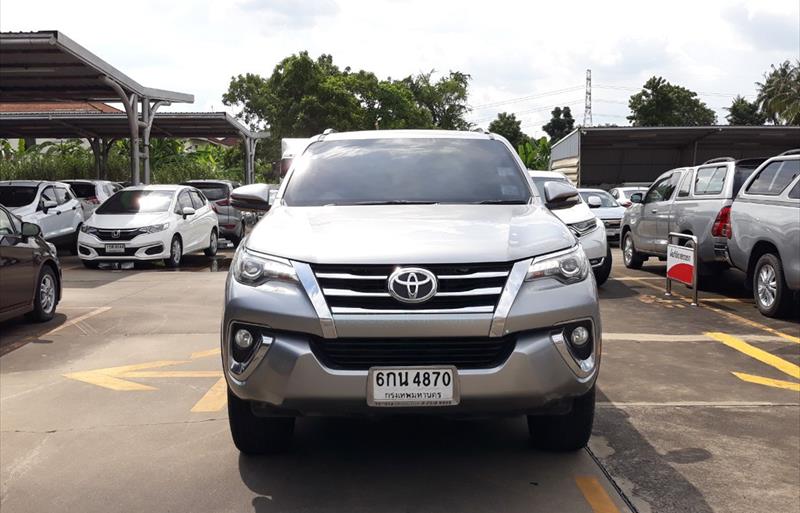 ขายรถ-suv-มือสอง-toyota-โตโยต้า-fortuner-ฟอร์จูนเนอร์-รถปี2017-รหัส69344-5bd710bf.jpg ขายรถ-suv-มือสอง-toyota-โตโยต้า-fortuner-ฟอร์จูนเนอร์-รถปี2017-รหัส69344-5bd710bf.jpg