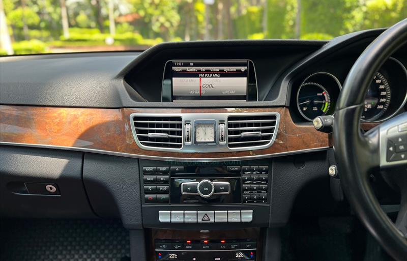 ขายรถเก๋งมือสอง-mercedes-benz-เมอร์เซเดสเบนซ์-e300-อีสามศูนย์ศูนย์-รถปี2013-รหัส69360-b7f0ed38.jpg ขายรถเก๋งมือสอง-mercedes-benz-เมอร์เซเดสเบนซ์-e300-อีสามศูนย์ศูนย์-รถปี2013-รหัส69360-b7f0ed38.jpg