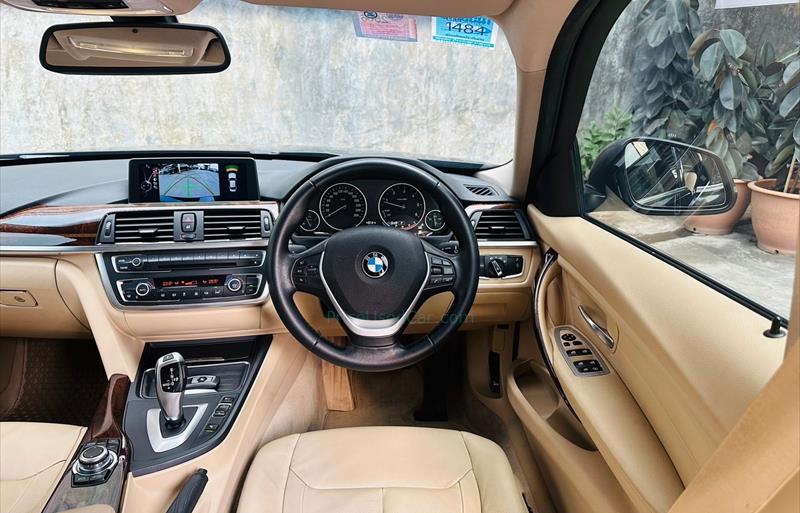 ขายรถเก๋งมือสอง-bmw-บีเอ็มดับบลิว-320d-สามสองศูนย์ดี-รถปี2014-รหัส69381-640f7e69.jpg ขายรถเก๋งมือสอง-bmw-บีเอ็มดับบลิว-320d-สามสองศูนย์ดี-รถปี2014-รหัส69381-640f7e69.jpg