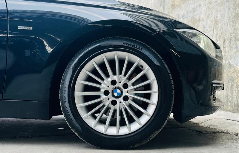 ขายรถเก๋งมือสอง-bmw-บีเอ็มดับบลิว-320d-สามสองศูนย์ดี-รถปี2014-รหัส69381-dbde5a5b.jpg ขายรถเก๋งมือสอง-bmw-บีเอ็มดับบลิว-320d-สามสองศูนย์ดี-รถปี2014-รหัส69381-dbde5a5b.jpg