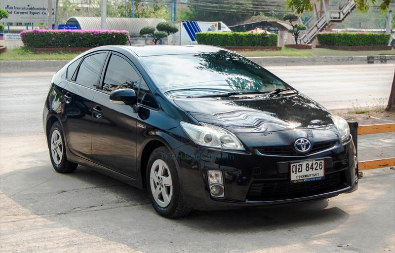 รถเก๋งมือสอง TOYOTA PRIUS รถปี 2012
