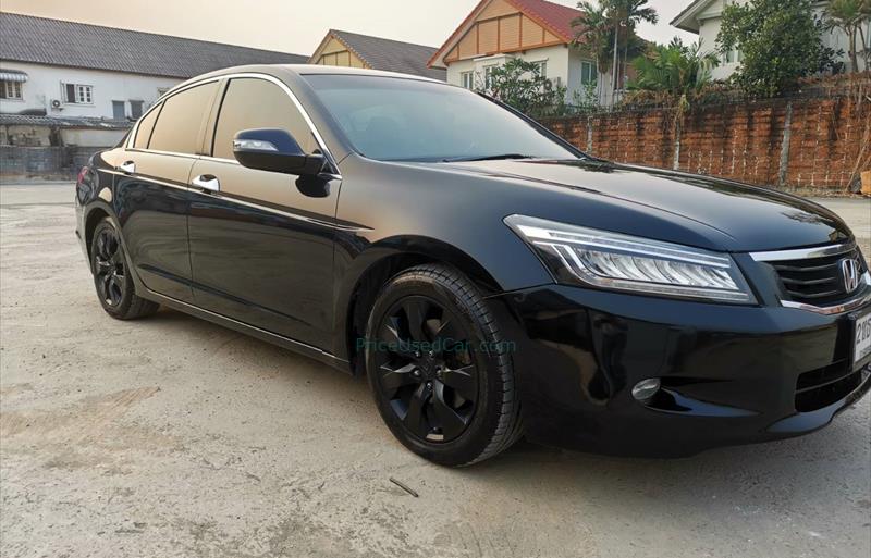 รถเก๋งมือสอง HONDA ACCORD รถปี 2009 รถเก๋งมือสอง HONDA ACCORD รถปี 2009