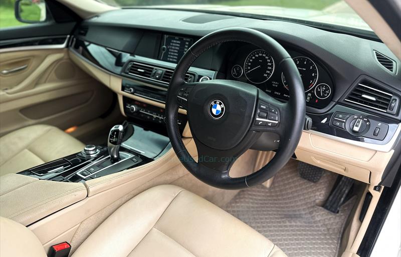 ขายรถเก๋งมือสอง-bmw-บีเอ็มดับบลิว-523i-รถปี2012-รหัส69438-471ba144.jpg ขายรถเก๋งมือสอง-bmw-บีเอ็มดับบลิว-523i-รถปี2012-รหัส69438-471ba144.jpg