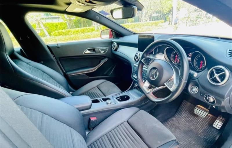 ขายรถเก๋งมือสอง-mercedes-benz-เมอร์เซเดสเบนซ์-cla250-amg-ซีแอลเอสองห้าศูนย์-เอเอ็มจี-รถปี2017-รหัส69443-76e7793c.jpg ขายรถเก๋งมือสอง-mercedes-benz-เมอร์เซเดสเบนซ์-cla250-amg-ซีแอลเอสองห้าศูนย์-เอเอ็มจี-รถปี2017-รหัส69443-76e7793c.jpg