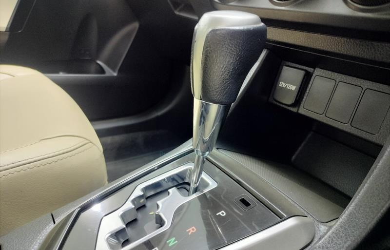 ขายรถเก๋งมือสอง-toyota-โตโยต้า-altis-อัลติส-รถปี2015-รหัส69444-439ad4fe.jpg ขายรถเก๋งมือสอง-toyota-โตโยต้า-altis-อัลติส-รถปี2015-รหัส69444-439ad4fe.jpg