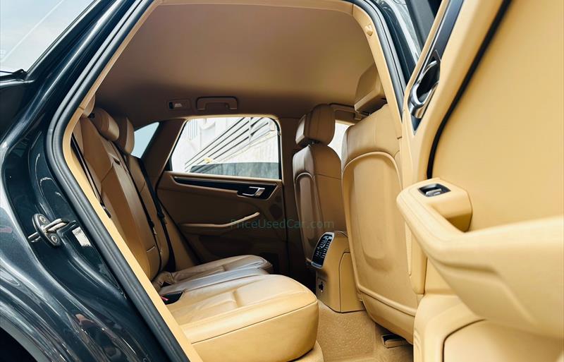 ขายรถเก๋งมือสอง-porsche-ปอร์เช่-macan-รถปี2016-รหัส69457-17402227.jpg ขายรถเก๋งมือสอง-porsche-ปอร์เช่-macan-รถปี2016-รหัส69457-17402227.jpg