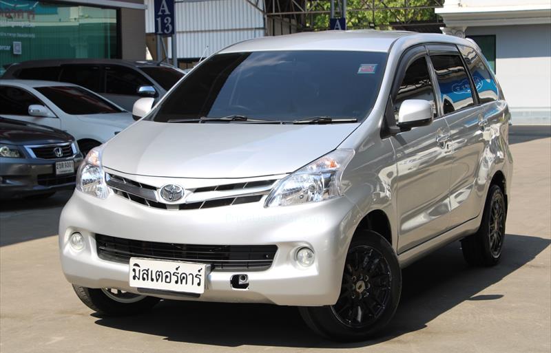 รถเก๋งมือสอง TOYOTA AVANZA รถปี 2012