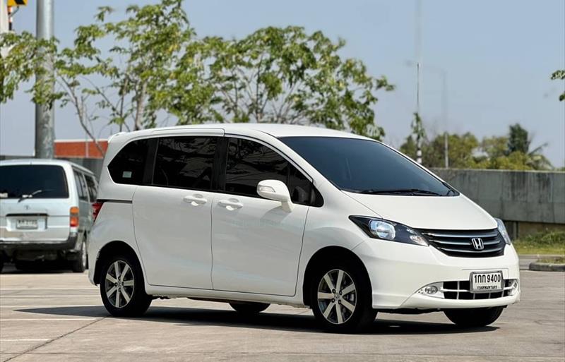 รถเก๋งมือสอง HONDA FREED รถปี 2012 รถเก๋งมือสอง HONDA FREED รถปี 2012