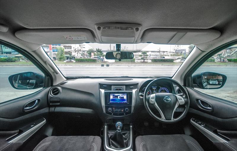 ขายรถกระบะมือสอง nissan np-300-navara รถปี2018 รหัส 69478 รูปที่7