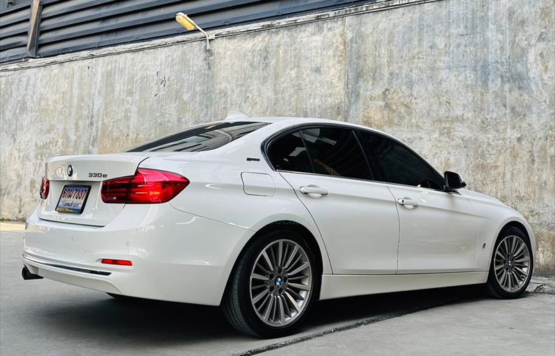 ขายรถเก๋งมือสอง-bmw-บีเอ็มดับบลิว-330e-รถปี2018-รหัส69485-7528f2d3.jpg ขายรถเก๋งมือสอง-bmw-บีเอ็มดับบลิว-330e-รถปี2018-รหัส69485-7528f2d3.jpg