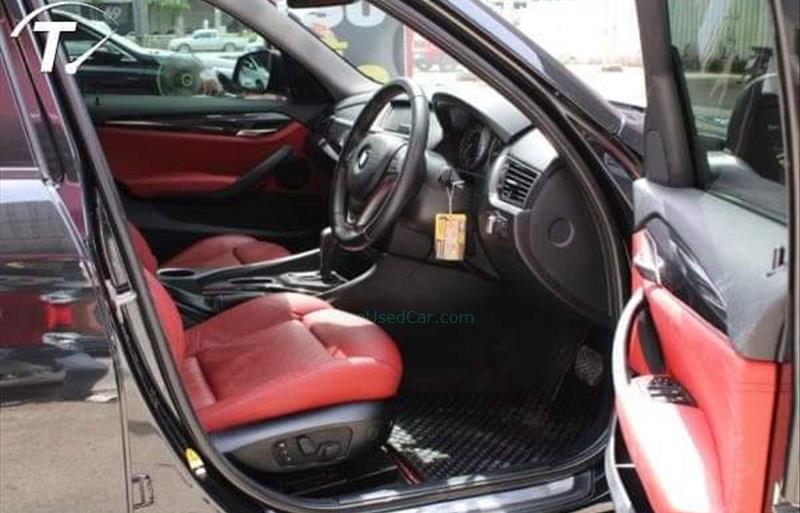 ขายรถ-suv-มือสอง-bmw-บีเอ็มดับบลิว-x1-เอ็กซ์1-รถปี2015-รหัส69499-d280aad2.jpeg ขายรถ-suv-มือสอง-bmw-บีเอ็มดับบลิว-x1-เอ็กซ์1-รถปี2015-รหัส69499-d280aad2.jpeg