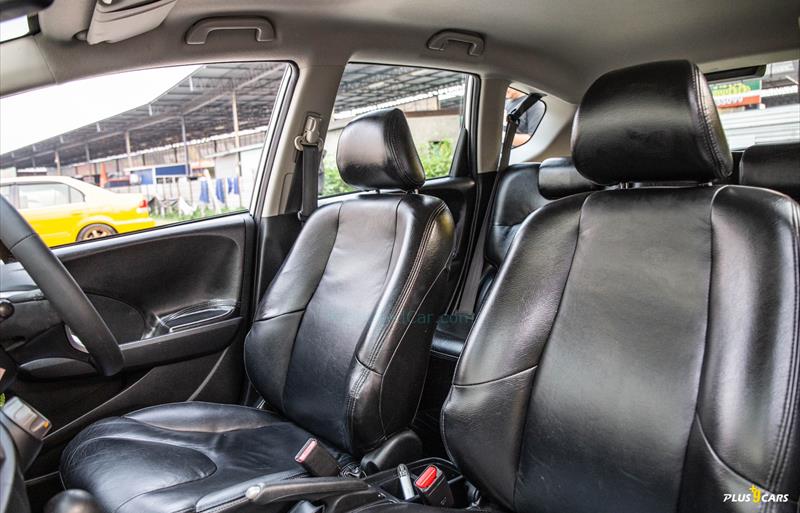 ขายรถเก๋งมือสอง-honda-ฮอนด้า-jazz-แจ๊ส-รถปี2012-รหัส69521-3b6db5cf.jpg ขายรถเก๋งมือสอง-honda-ฮอนด้า-jazz-แจ๊ส-รถปี2012-รหัส69521-3b6db5cf.jpg