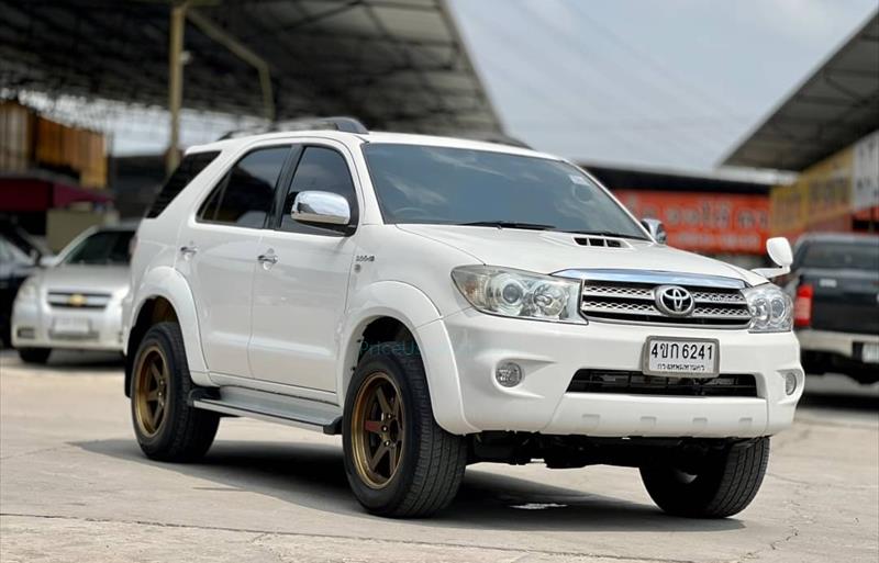 รถอเนกประสงค์มือสอง TOYOTA FORTUNER รถปี 2009