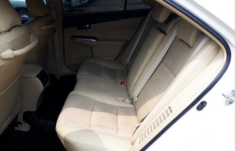 ขายรถเก๋งมือสอง-toyota-โตโยต้า-camry-คัมรี่-รถปี2015-รหัส69598-dc1e3350.jpg ขายรถเก๋งมือสอง-toyota-โตโยต้า-camry-คัมรี่-รถปี2015-รหัส69598-dc1e3350.jpg