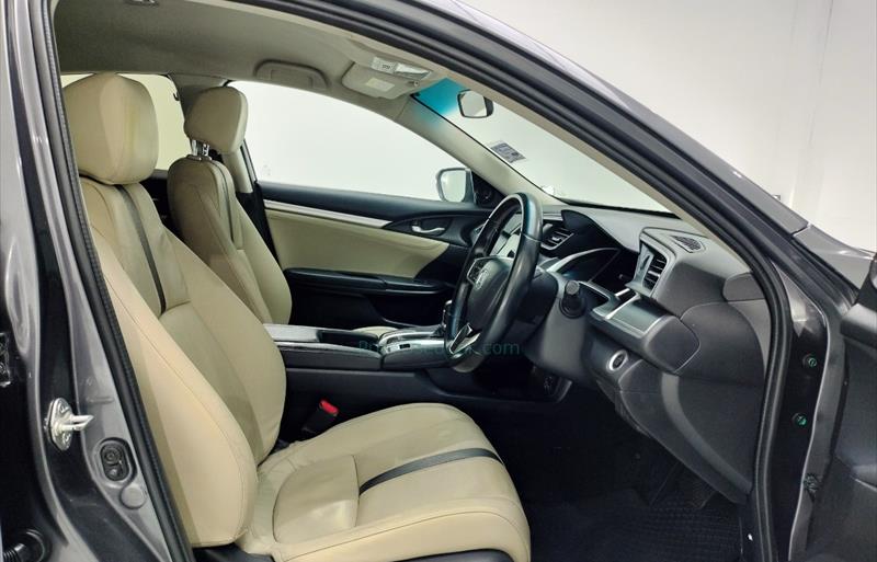ขายรถเก๋งมือสอง-honda-ฮอนด้า-civic-ซีวิค-รถปี2019-รหัส69600-f85f58f8.jpg ขายรถเก๋งมือสอง-honda-ฮอนด้า-civic-ซีวิค-รถปี2019-รหัส69600-f85f58f8.jpg