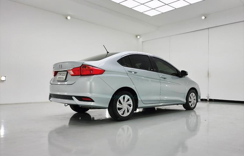 ขายรถเก๋งมือสอง-honda-ฮอนด้า-city-ซิตี้-รถปี2018-รหัส69607-3e3b6c79.jpg ขายรถเก๋งมือสอง-honda-ฮอนด้า-city-ซิตี้-รถปี2018-รหัส69607-3e3b6c79.jpg