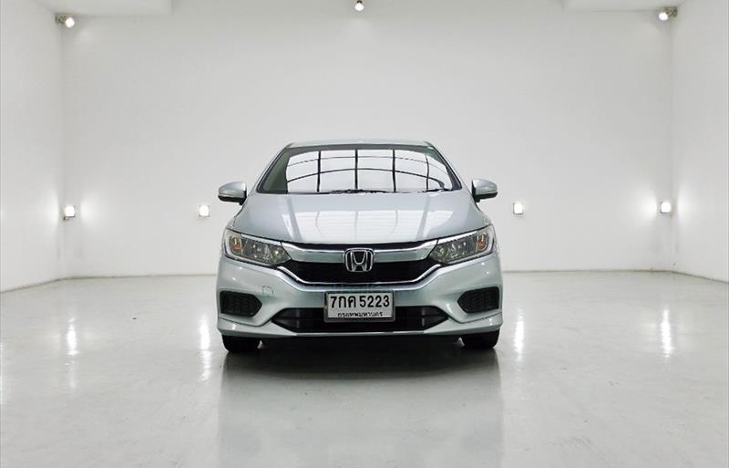 ขายรถเก๋งมือสอง-honda-ฮอนด้า-city-ซิตี้-รถปี2018-รหัส69607-9358440d.jpg ขายรถเก๋งมือสอง-honda-ฮอนด้า-city-ซิตี้-รถปี2018-รหัส69607-9358440d.jpg