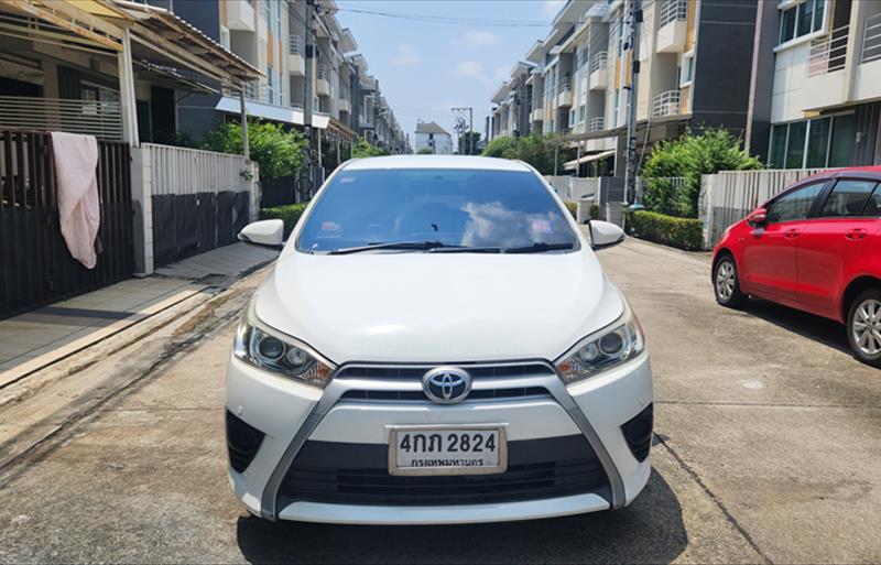 รถเก๋งมือสอง TOYOTA YARIS รถปี 2015