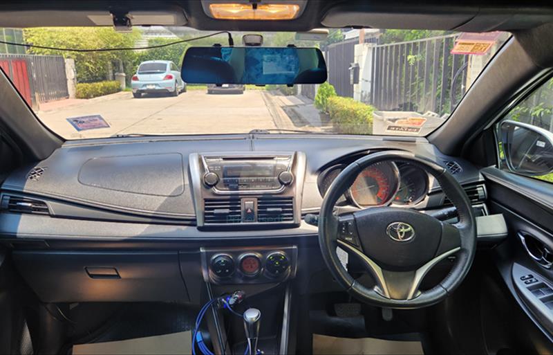 ขายรถเก๋งมือสอง-toyota-โตโยต้า-yaris-ยาริส-รถปี2015-รหัส69617-f435260d.jpg ขายรถเก๋งมือสอง-toyota-โตโยต้า-yaris-ยาริส-รถปี2015-รหัส69617-f435260d.jpg
