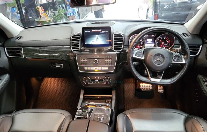 ขายรถเก๋งมือสอง-mercedes-benz-เมอร์เซเดสเบนซ์-gle500-รถปี2017-รหัส69627-856e0a5a.jpg ขายรถเก๋งมือสอง-mercedes-benz-เมอร์เซเดสเบนซ์-gle500-รถปี2017-รหัส69627-856e0a5a.jpg
