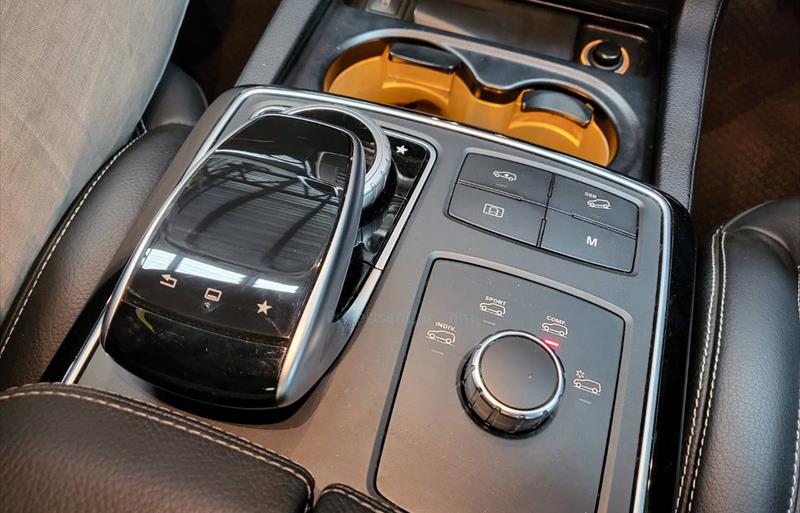ขายรถเก๋งมือสอง-mercedes-benz-เมอร์เซเดสเบนซ์-gle500-รถปี2017-รหัส69627-e69793dc.jpg ขายรถเก๋งมือสอง-mercedes-benz-เมอร์เซเดสเบนซ์-gle500-รถปี2017-รหัส69627-e69793dc.jpg