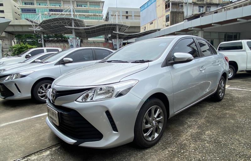 ขายรถเก๋งมือสอง toyota vios รถปี2017 รหัส 69634 รูปที่2