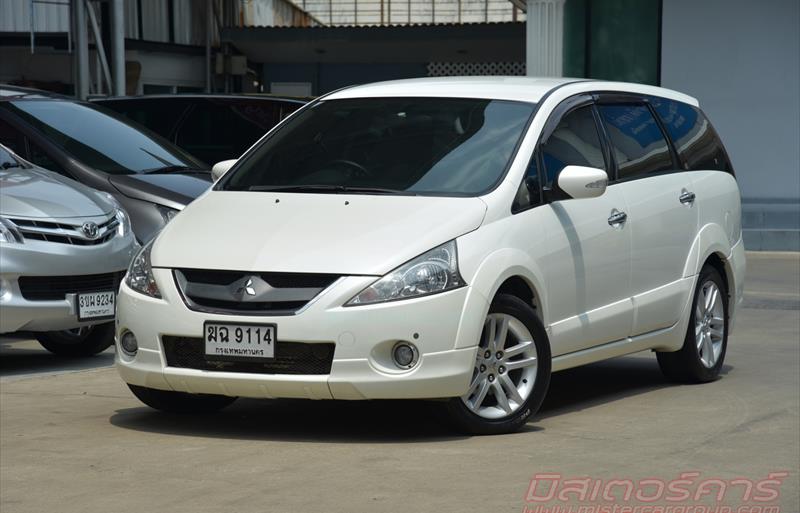 รถตู้มือสอง MITSUBISHI SPACE WAGON รถปี 2012
