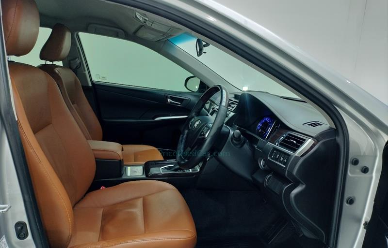ขายรถเก๋งมือสอง-toyota-โตโยต้า-camry-คัมรี่-รถปี2017-รหัส69673-aa7f4224.jpg ขายรถเก๋งมือสอง-toyota-โตโยต้า-camry-คัมรี่-รถปี2017-รหัส69673-aa7f4224.jpg