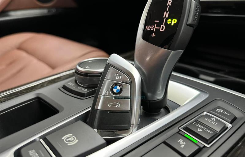 ขายรถ-suv-มือสอง-bmw-บีเอ็มดับบลิว-x5-เอ็กซ์5-รถปี2015-รหัส69690-28d9fba0.jpg ขายรถ-suv-มือสอง-bmw-บีเอ็มดับบลิว-x5-เอ็กซ์5-รถปี2015-รหัส69690-28d9fba0.jpg