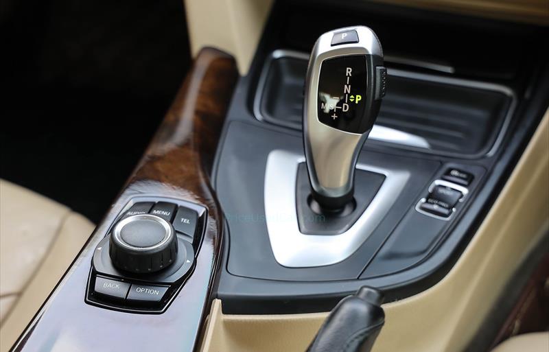 ขายรถเก๋งมือสอง-bmw-บีเอ็มดับบลิว-320i-สามสองศูนย์ไอ-รถปี2013-รหัส69715-218ce9ce.jpg ขายรถเก๋งมือสอง-bmw-บีเอ็มดับบลิว-320i-สามสองศูนย์ไอ-รถปี2013-รหัส69715-218ce9ce.jpg