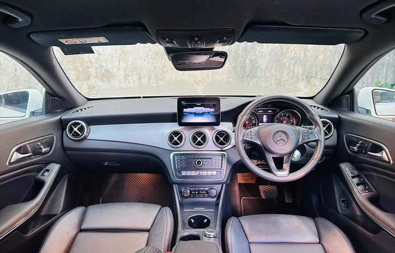 ขายรถเก๋งมือสอง mercedes-benz cla200 รถปี2018 รหัส 69720 รูปที่6