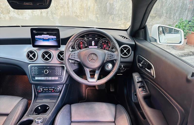 ขายรถเก๋งมือสอง-mercedes-benz-เมอร์เซเดสเบนซ์-cla200-รถปี2018-รหัส69720-88387195.jpg ขายรถเก๋งมือสอง-mercedes-benz-เมอร์เซเดสเบนซ์-cla200-รถปี2018-รหัส69720-88387195.jpg