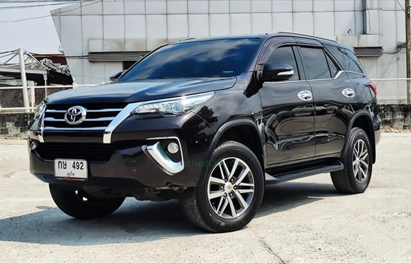 รถ SUV มือสอง  TOYOTA FORTUNER 2.4 V รถปี2016