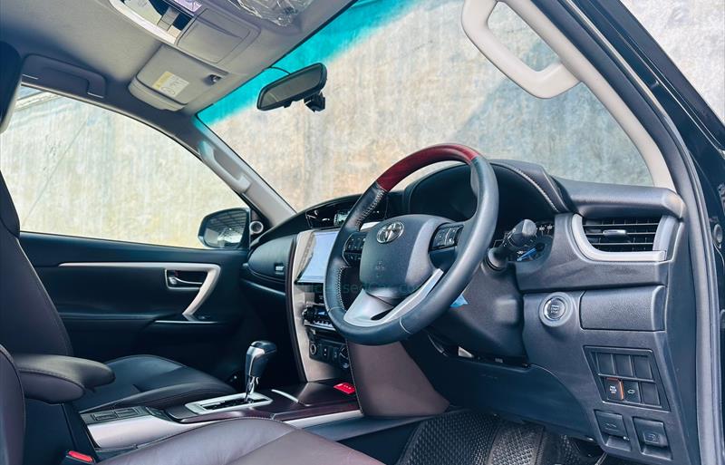 ขายรถ-suv-มือสอง-toyota-โตโยต้า-fortuner-ฟอร์จูนเนอร์-รถปี2019-รหัส69788-9dbbafc2.jpg ขายรถ-suv-มือสอง-toyota-โตโยต้า-fortuner-ฟอร์จูนเนอร์-รถปี2019-รหัส69788-9dbbafc2.jpg