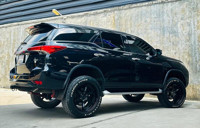 ขายรถ-suv-มือสอง-toyota-โตโยต้า-fortuner-ฟอร์จูนเนอร์-รถปี2019-รหัส69788-dee1fa64.jpg ขายรถ-suv-มือสอง-toyota-โตโยต้า-fortuner-ฟอร์จูนเนอร์-รถปี2019-รหัส69788-dee1fa64.jpg