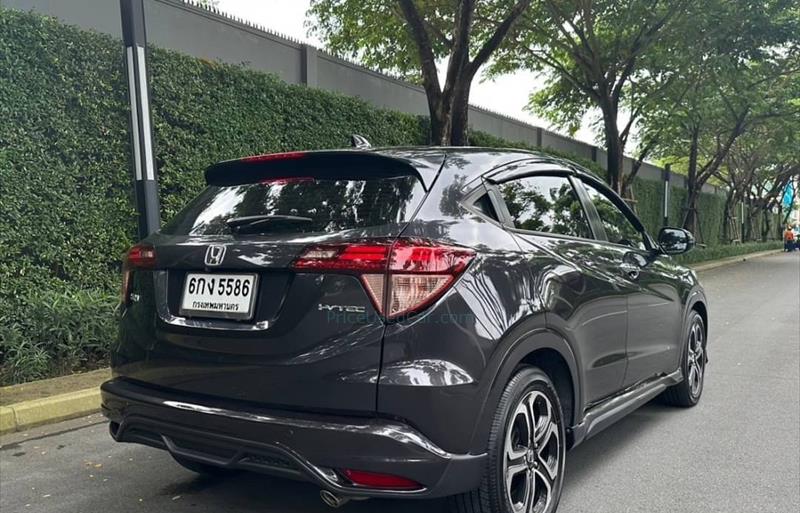 ขายรถ-suv-มือสอง-honda-ฮอนด้า-hr-v-เอชอาร์วี-รถปี2017-รหัส69833-4facced5.jpg ขายรถ-suv-มือสอง-honda-ฮอนด้า-hr-v-เอชอาร์วี-รถปี2017-รหัส69833-4facced5.jpg