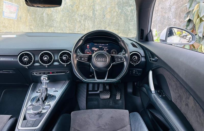 ขายรถเก๋งมือสอง-audi-ออดี้-tt-ทีที-รถปี2017-รหัส69848-f27c7698.jpg ขายรถเก๋งมือสอง-audi-ออดี้-tt-ทีที-รถปี2017-รหัส69848-f27c7698.jpg
