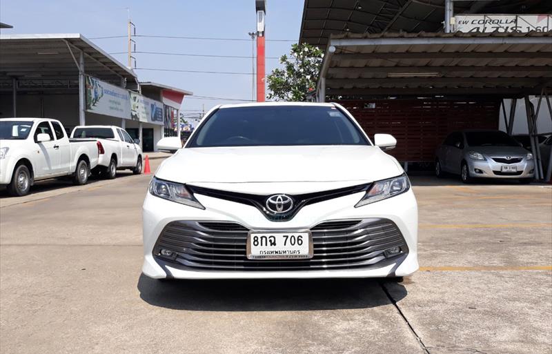 ขายรถเก๋งมือสอง-toyota-โตโยต้า-camry-คัมรี่-รถปี2019-รหัส69851-41adaa0a.jpg ขายรถเก๋งมือสอง-toyota-โตโยต้า-camry-คัมรี่-รถปี2019-รหัส69851-41adaa0a.jpg