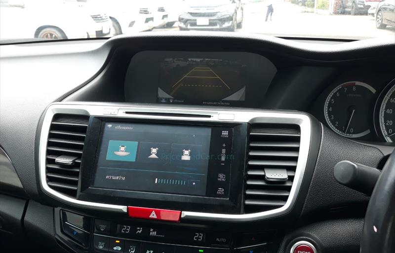 ขายรถเก๋งมือสอง-honda-ฮอนด้า-accord-แอคคอร์ด-รถปี2016-รหัส69854-532afc41.jpg ขายรถเก๋งมือสอง-honda-ฮอนด้า-accord-แอคคอร์ด-รถปี2016-รหัส69854-532afc41.jpg