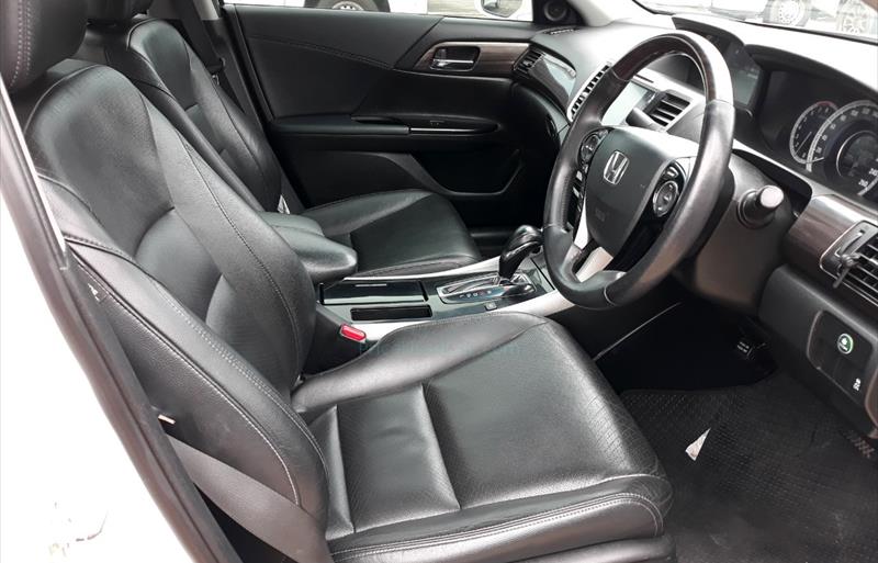 ขายรถเก๋งมือสอง-honda-ฮอนด้า-accord-แอคคอร์ด-รถปี2016-รหัส69854-b6904071.jpg ขายรถเก๋งมือสอง-honda-ฮอนด้า-accord-แอคคอร์ด-รถปี2016-รหัส69854-b6904071.jpg