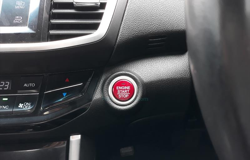 ขายรถเก๋งมือสอง-honda-ฮอนด้า-accord-แอคคอร์ด-รถปี2016-รหัส69854-e1ba88c6.jpg ขายรถเก๋งมือสอง-honda-ฮอนด้า-accord-แอคคอร์ด-รถปี2016-รหัส69854-e1ba88c6.jpg