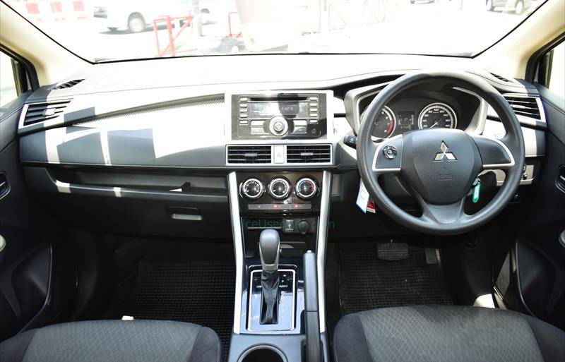 ขายรถ-suv-มือสอง-mitsubishi-มิตซูบิชิ-xpander-เอ็กซ์แพนเดอร์-รถปี2019-รหัส69886-2d93eafc.jpg ขายรถ-suv-มือสอง-mitsubishi-มิตซูบิชิ-xpander-เอ็กซ์แพนเดอร์-รถปี2019-รหัส69886-2d93eafc.jpg