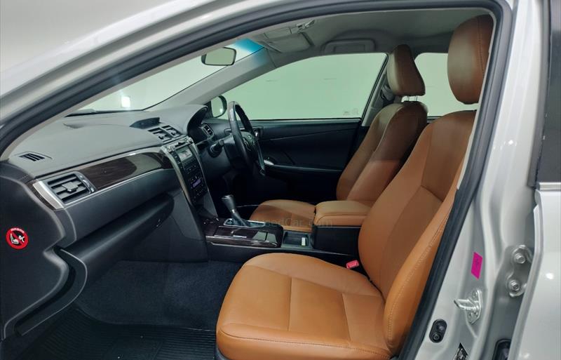 ขายรถเก๋งมือสอง-toyota-โตโยต้า-camry-คัมรี่-รถปี2017-รหัส69910-b89156d9.jpg ขายรถเก๋งมือสอง-toyota-โตโยต้า-camry-คัมรี่-รถปี2017-รหัส69910-b89156d9.jpg